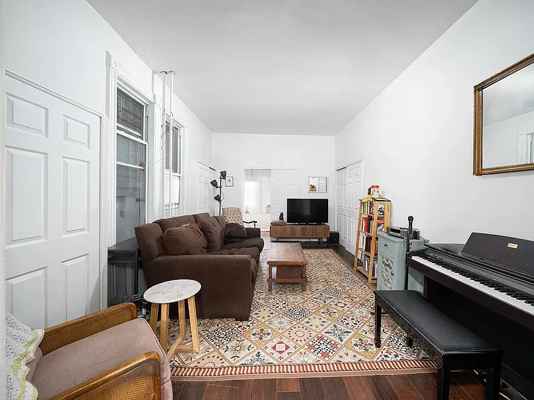 203 Bowers St #1 — Photo 7