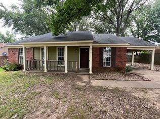 6370 Walnut Grove Rd, Horn Lake, MS 38637