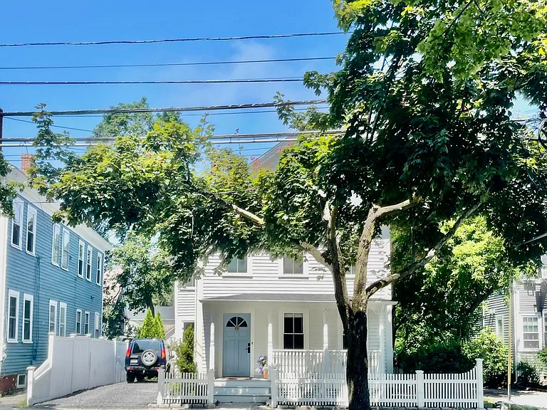 328 High St — Photo 2