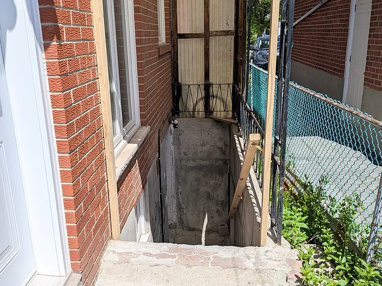 41 Annabelle Dr #BASEMENT — Photo 2