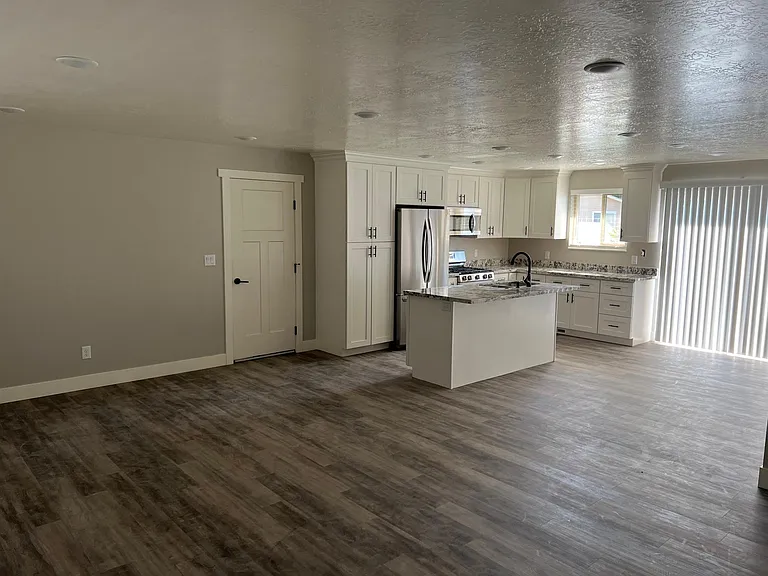 9164 S Scirlein Dr — Photo 7