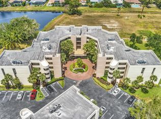 5650 Camino Del Sol APT 207, Boca Raton, FL 33433