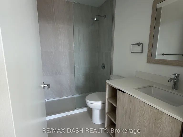 1007 The Queensway #610 — Photo 16