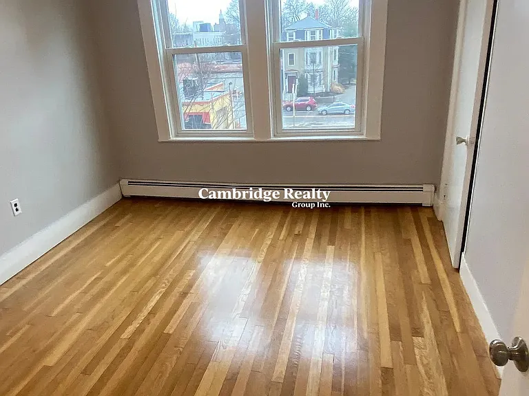 9 Houghton St #3M — Photo 9