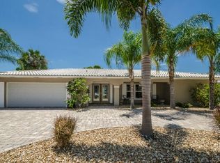3908 Doral Dr, Rocky Point, FL 33634