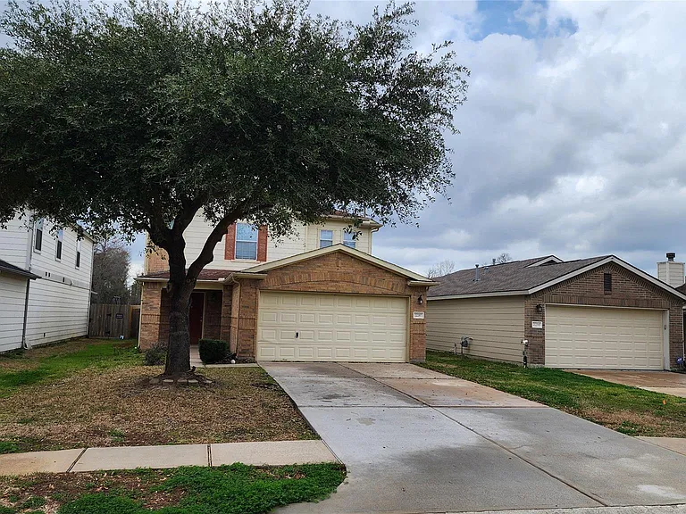 22207 Greengate Dr — Photo 4