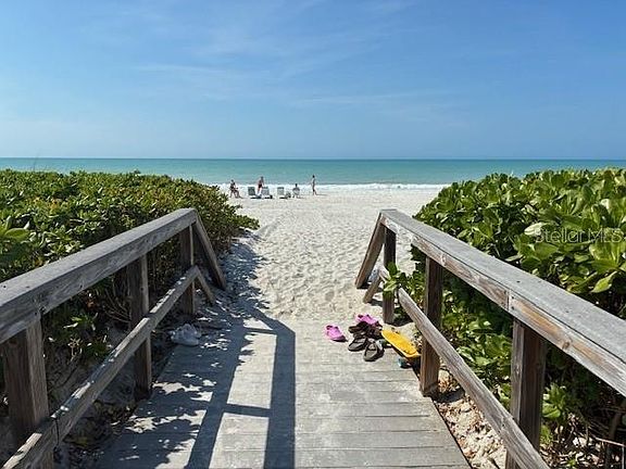4th image of 4234 Gulf Of Mexico Dr Unit Q2