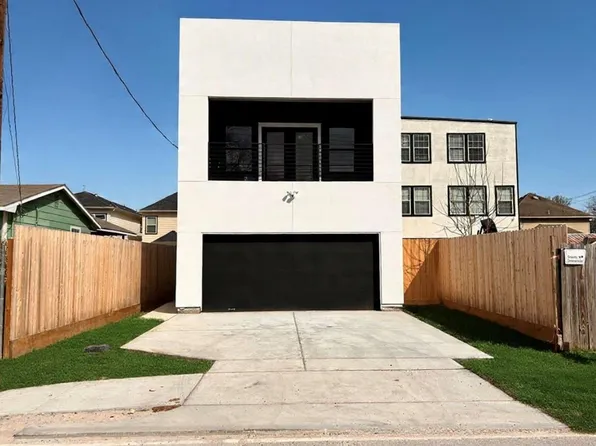 5014 Creekmont St, Houston, TX 77091