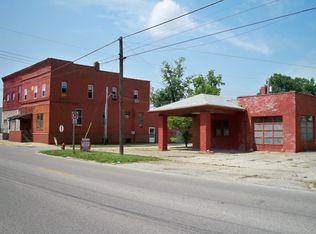 209 N Cross St, Robinson, IL 62454
