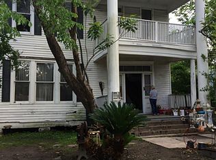 211 W 11th St, Houston, TX 77008