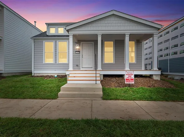 3102 Pirogue St, Saint Charles, MO 63301