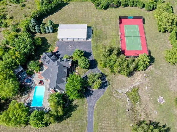 2693 County Road I, Saukville, WI 53080