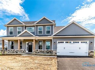 24978 Reddington Ct, Perrysburg, OH