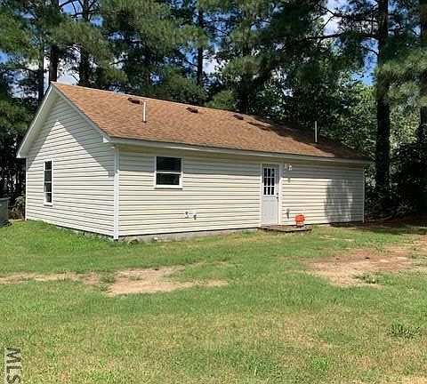 2nd image of 830 Rebecca St