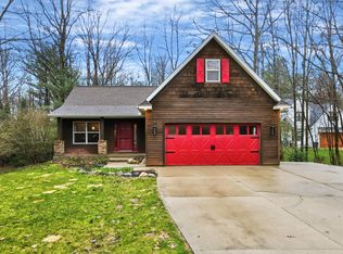6417 Ototeman Trl, Saugatuck, MI 49453