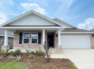 4610 Naval Ct, Crestview, FL 32539