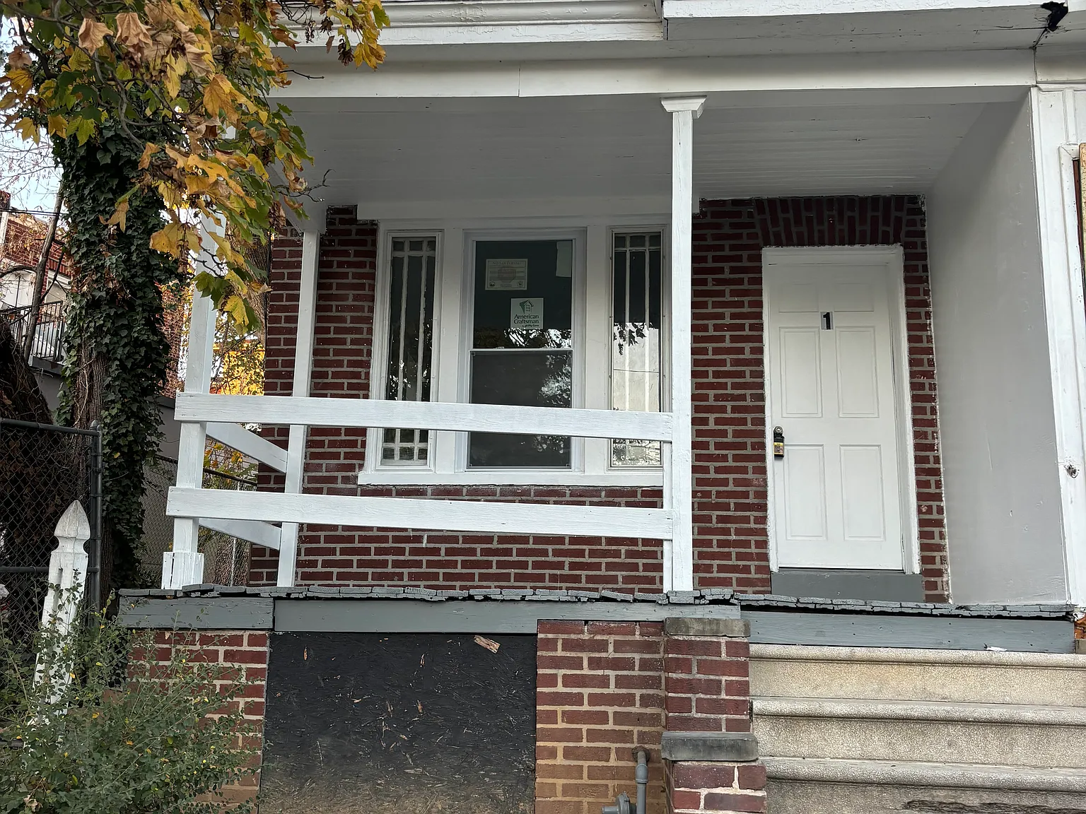 3 bed, 1250 sqft, $1,500 — Photo 1