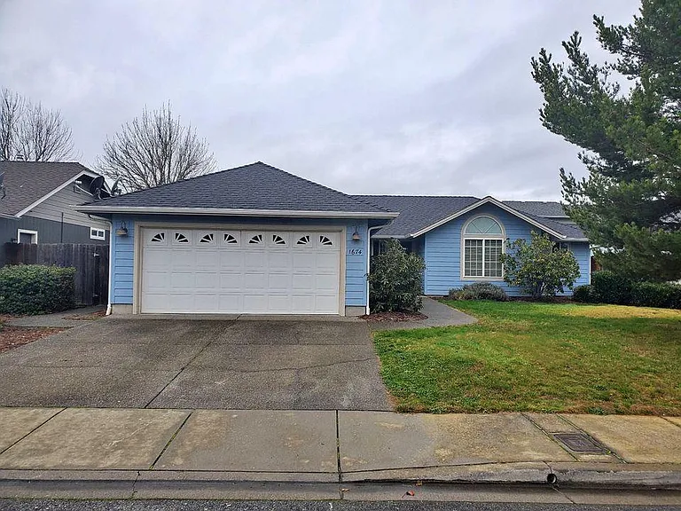1674 Nunnwood Ln — Photo 1