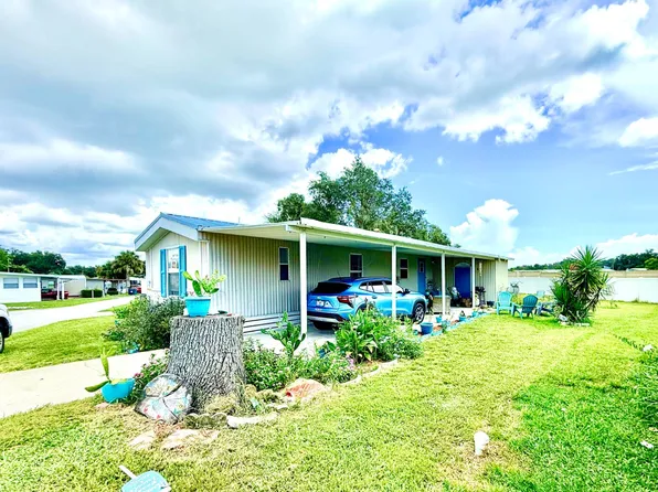 700 South St, Wildwood, FL 34785