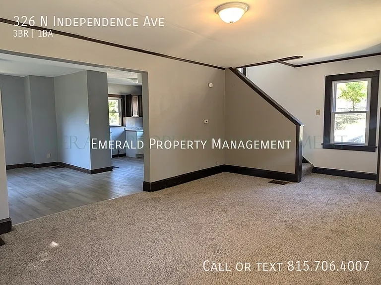 326 N Independence Ave — Photo 5