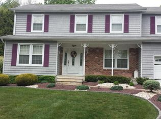 8 Merritt Ter, Matawan, NJ 07747