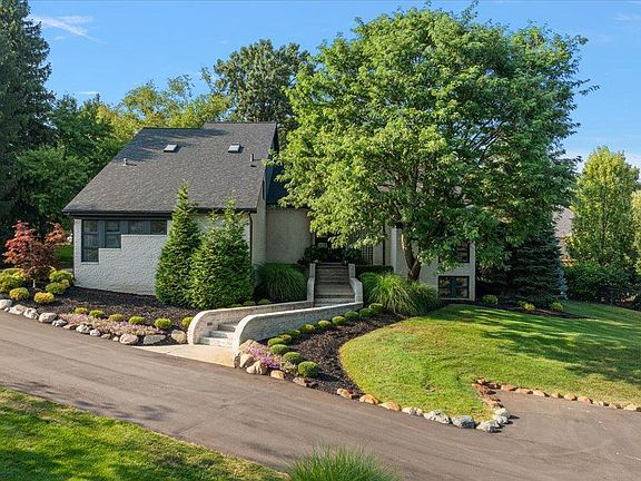 5th image of 4884 Cider Hill Dr