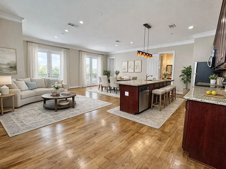 314 W Bell St #201 — Photo 11