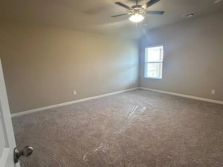 8109 Solare Pl — Photo 13