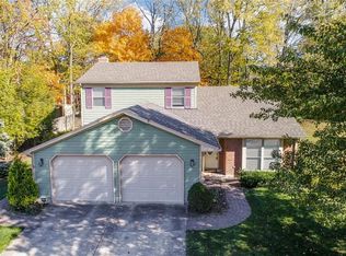 90 Clearview Dr, Springboro, OH 45066