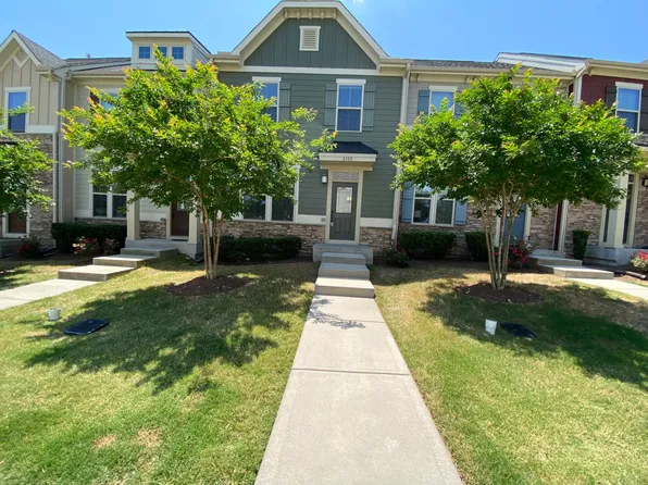 2105 Whitesmith Dr, Apex, NC 27502