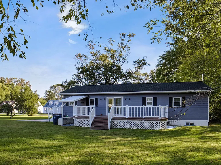 5209 W Maple Shade Ln — Photo 3