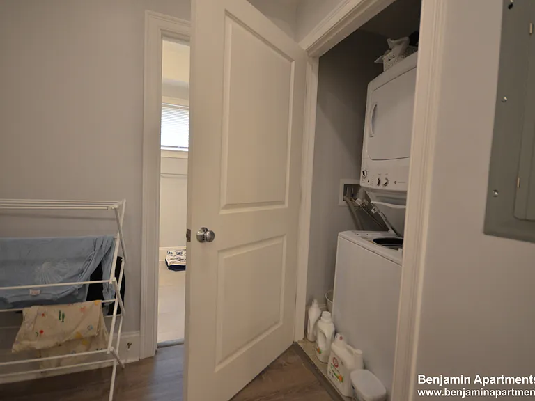 120 Kenrick St #8 — Photo 6