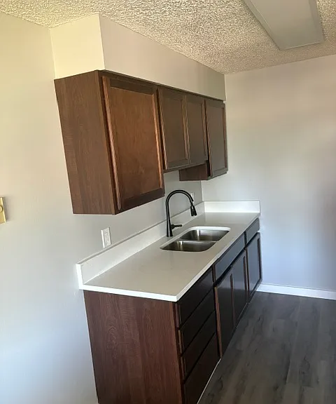 4811 W Viola Ave #C — Photo 4