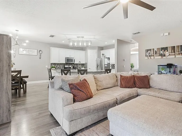 119 Elissar Dr — Photo 10