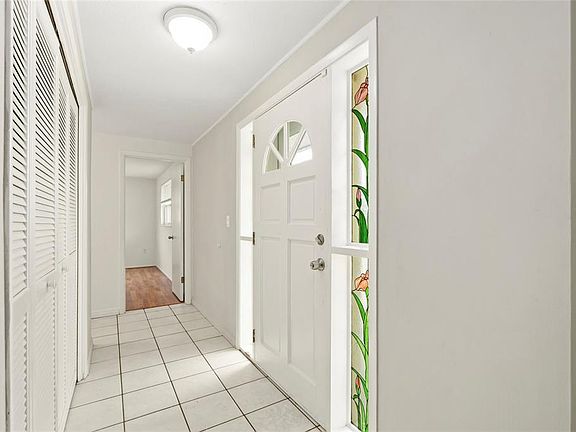 5th image of 517 PEACH STREET