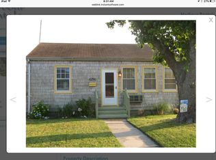 6096 Taylor St, Chincoteague, VA 23336