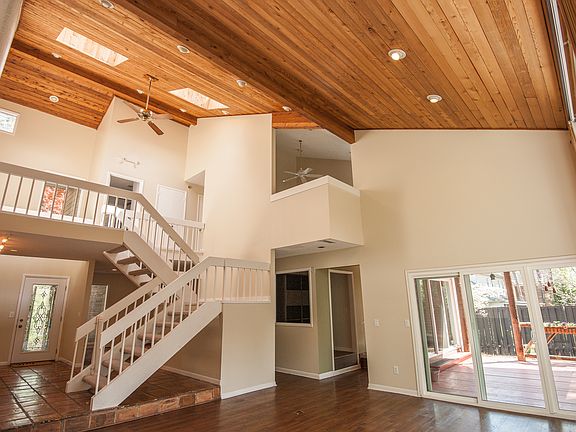 4th image of 3090 W Somerset Ct SE