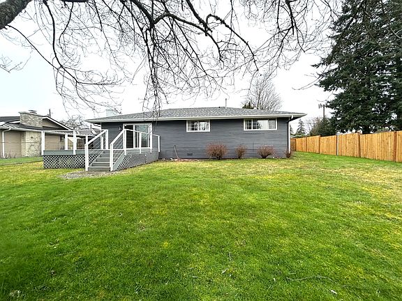 3rd image of 12643 156th Ave SE