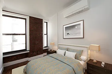 Rented by R New York