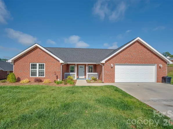 130 Central Park Cir, Spindale, NC 28160