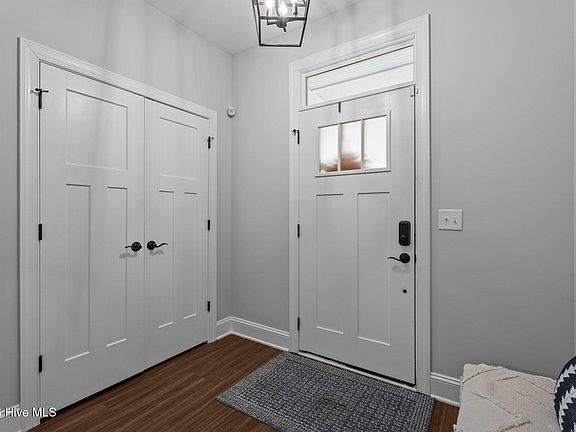 5th image of 33 Davidson Street