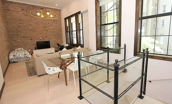 Rented by REAL New York | media 2