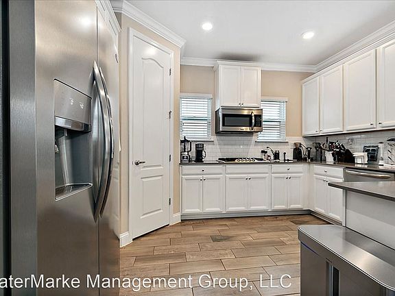 5th image of 168 Silver Creek Pl