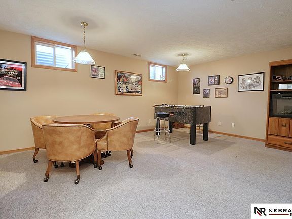 2nd image of 1915 Fairchild Dr