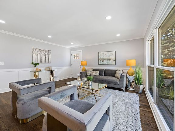 5th image of 8817 N Belleforte Ave