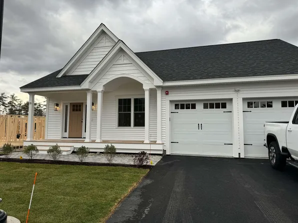 35 Evergreen Drive, Auburn, NH 03032