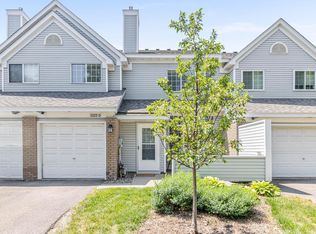 522 Lovell Ave APT 3, Roseville, MN 55113