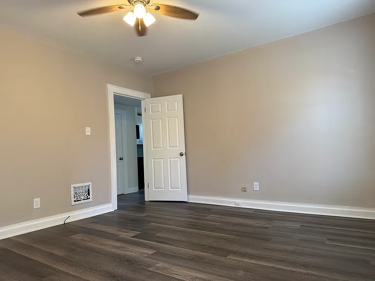 2315 Park Ave #2 — Photo 10