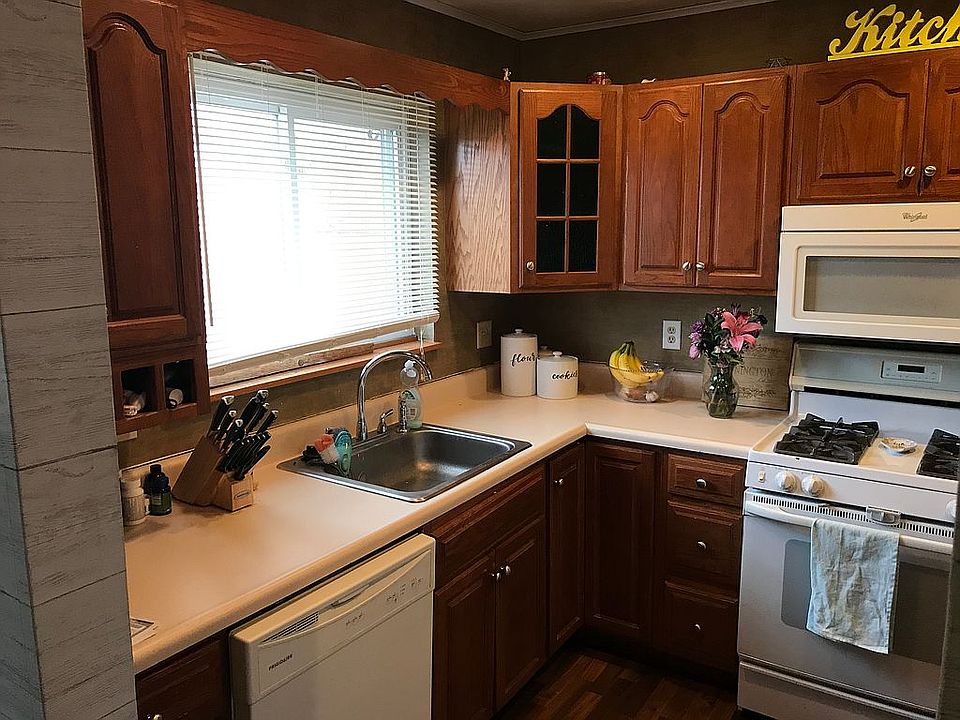 1st image of 728 Fairway Dr APT 6