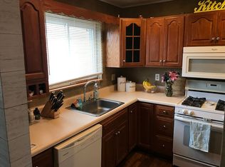 728 Fairway Dr APT 6, Wauseon, OH 43567